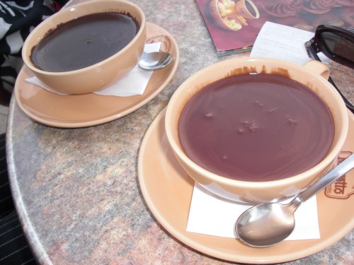 Snarare smält choklad enligt Emilia. Snarare smält choklad enligt Emilia.