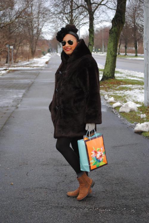 121225 -- Happy Holidays.